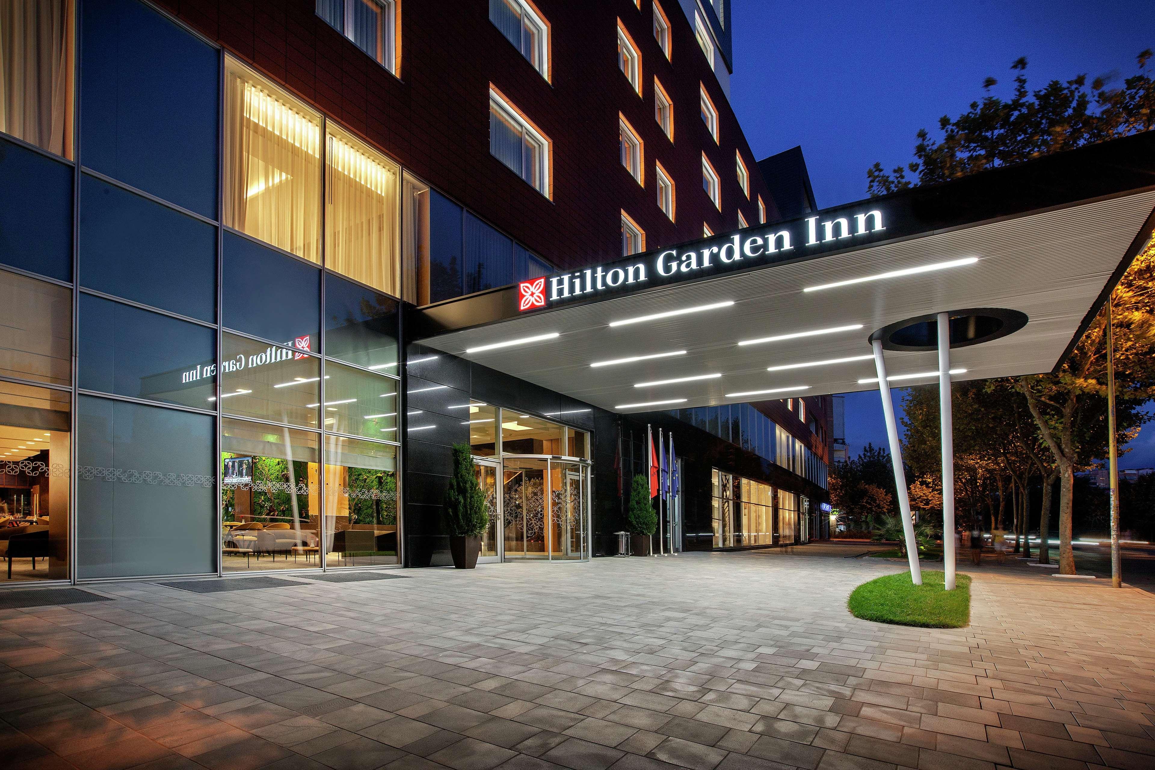 Hilton Garden Inn Tirana Buitenkant foto